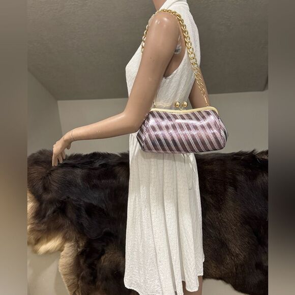 Sequin Embossed Genuine Leather Kisslock Baguette Bag/Shoulder Bag/Crossbody - Picture 3 of 15